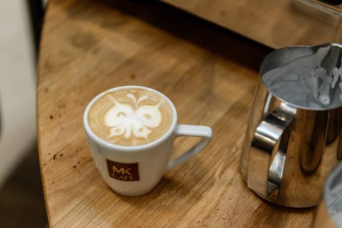 Idealne cappuccino w domowych warunkach – zobacz, jak je zrobić