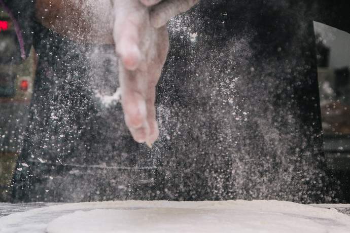 Czym powinna wyróżniać się jakościowa blacha do pieczenia?